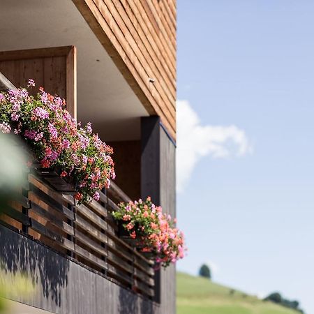 Hotel Dolomitenblick Terento Exterior photo