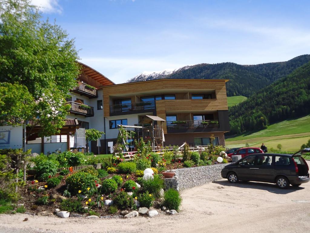 Hotel Dolomitenblick Terento Exterior photo