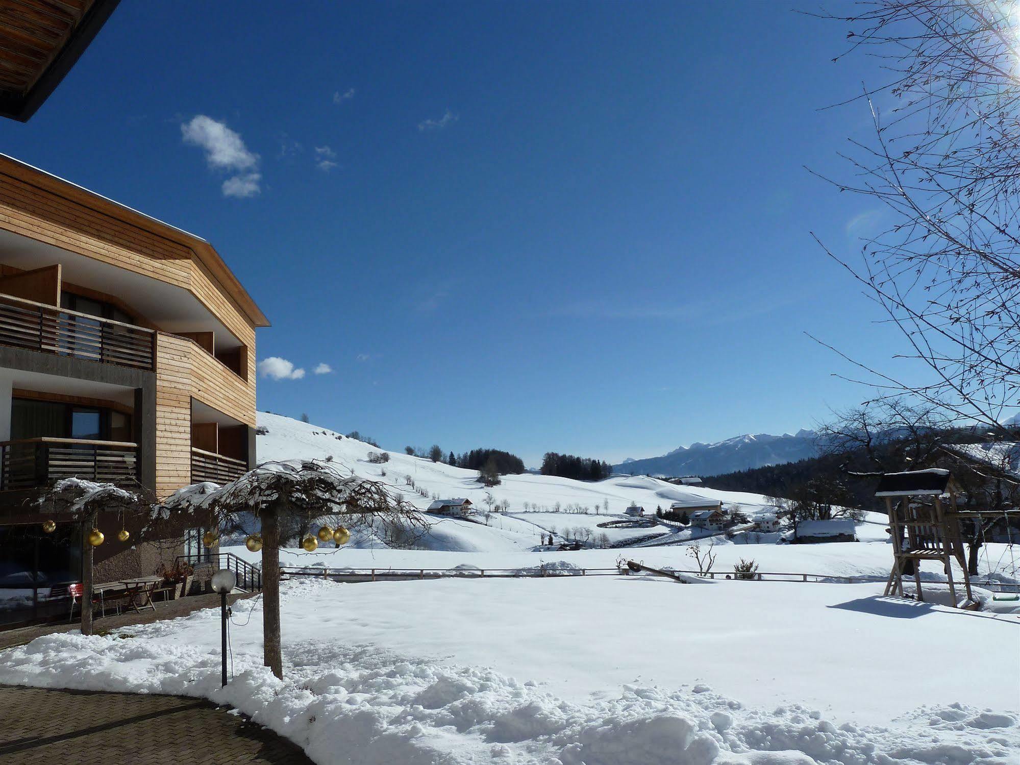 Hotel Dolomitenblick Terento Exterior photo